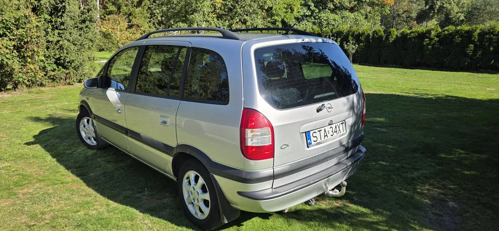 Zdjęcie: 2003 Opel Zafira