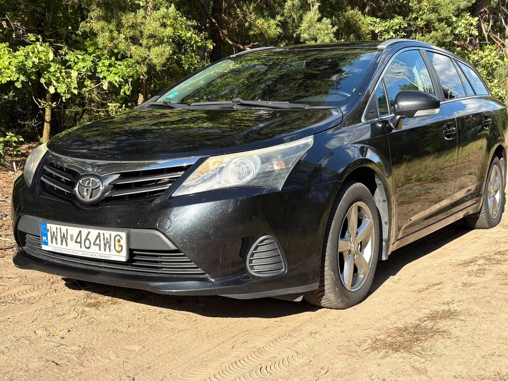 Zdjęcie: 2013 Toyota Avensis