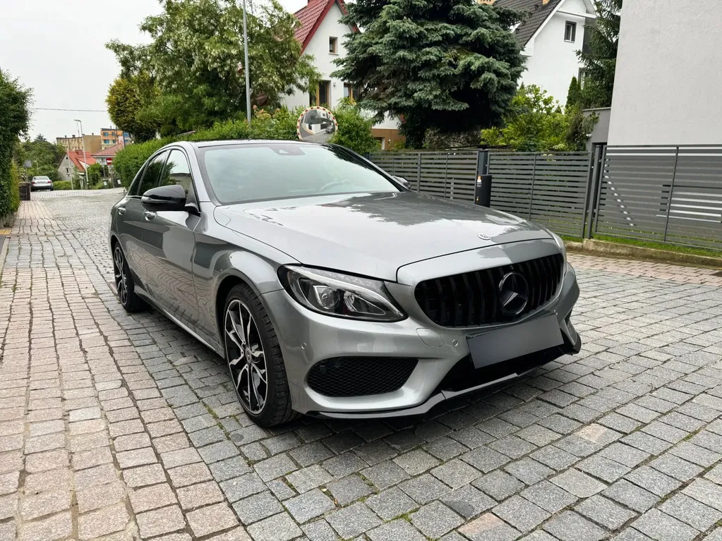 Zdjęcie: 2016 Mercedes-Benz C Klasa