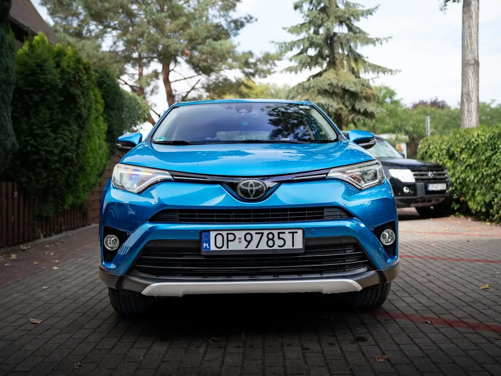 Zdjęcie: 2016 Toyota RAV-4