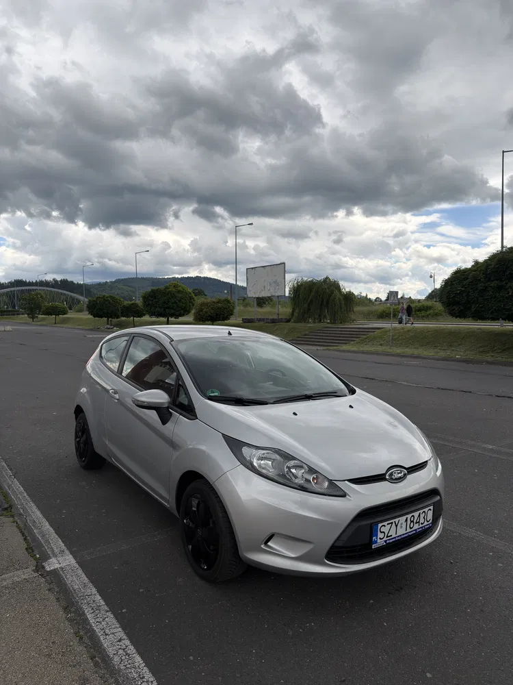 Zdjęcie: 2011 Ford Fiesta