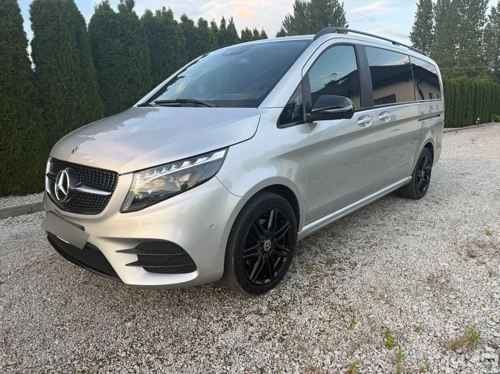 Zdjęcie: 2023 Mercedes-Benz V klasa