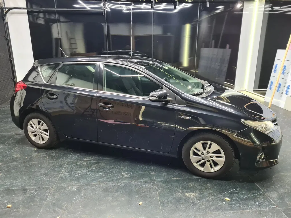 Zdjęcie: 2014 Toyota Auris