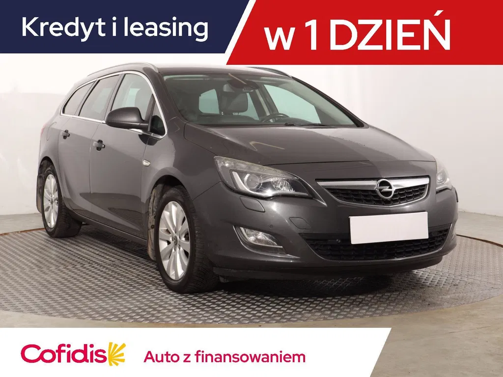 Zdjęcie: 2011 Opel Astra