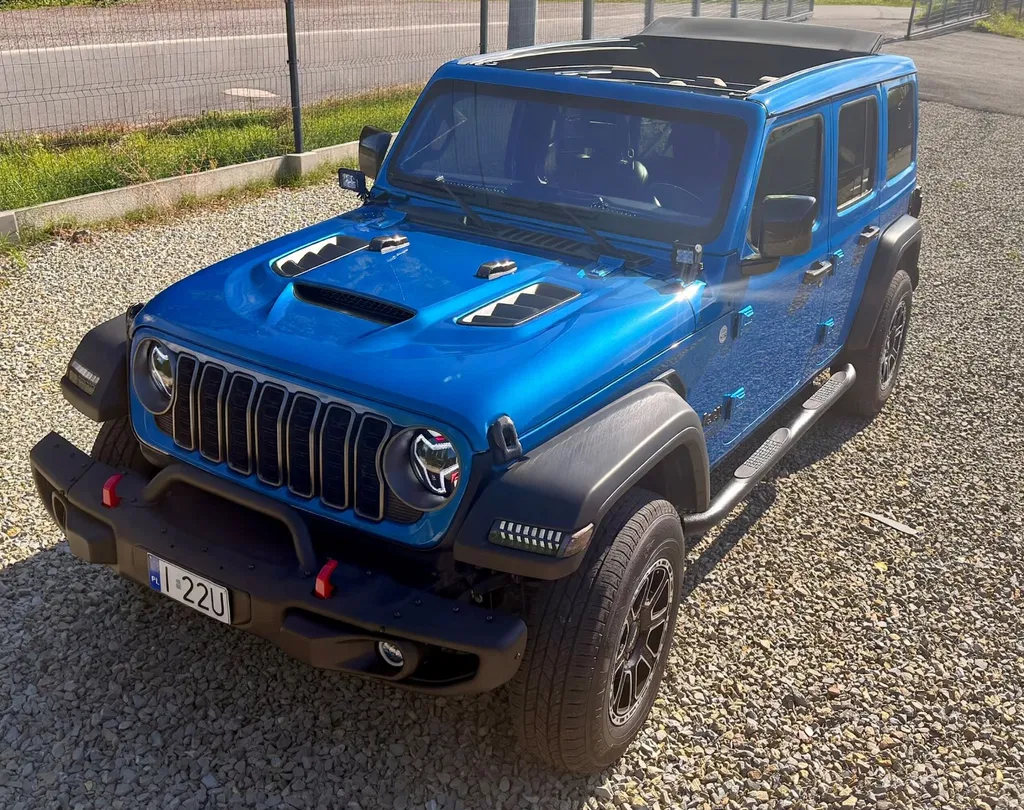Zdjęcie: 2021 Jeep Wrangler