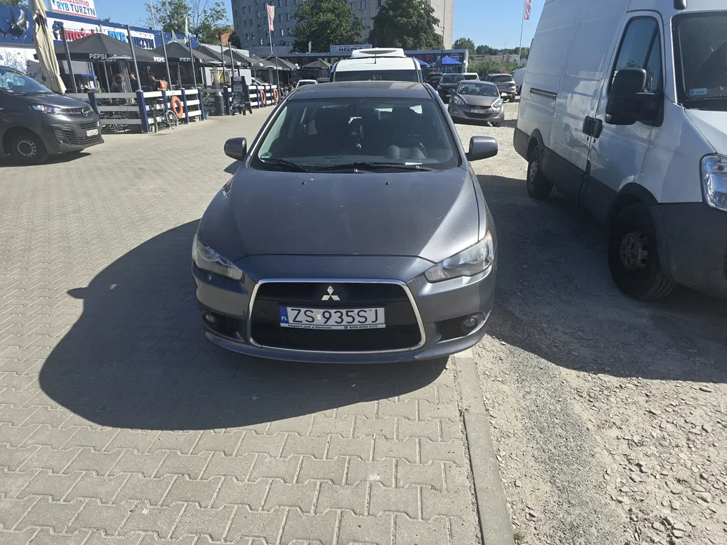 Zdjęcie: 2011 Mitsubishi Lancer