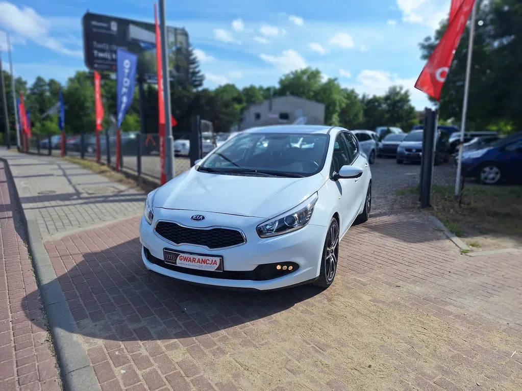 Zdjęcie: 2013 Kia Cee'd