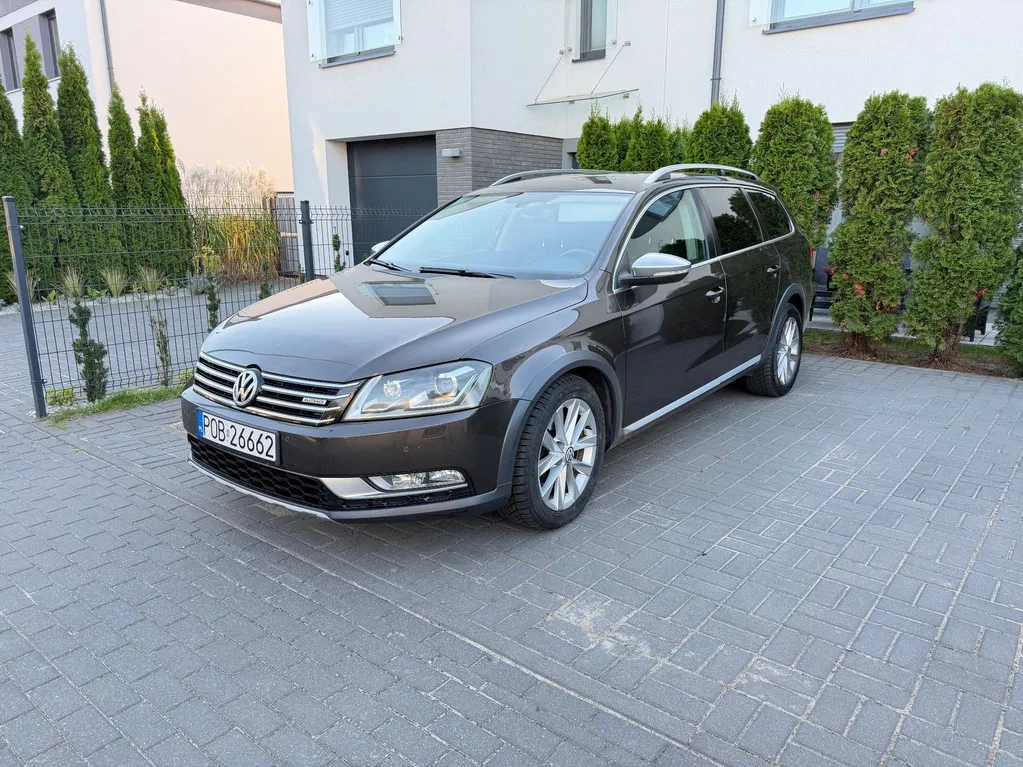 Zdjęcie: 2012 Volkswagen Passat