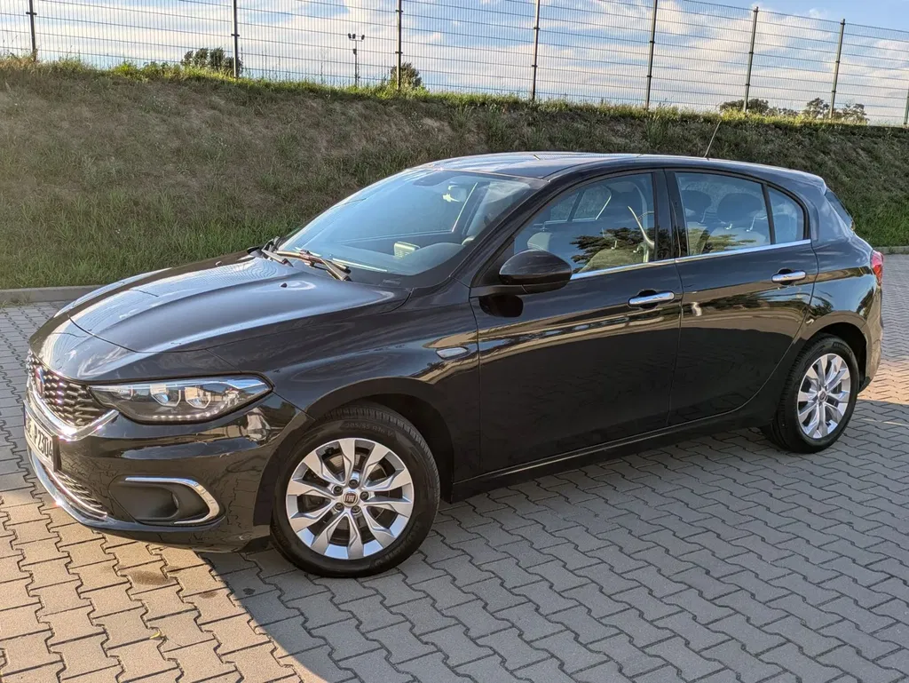 Zdjęcie: 2016 Fiat Tipo