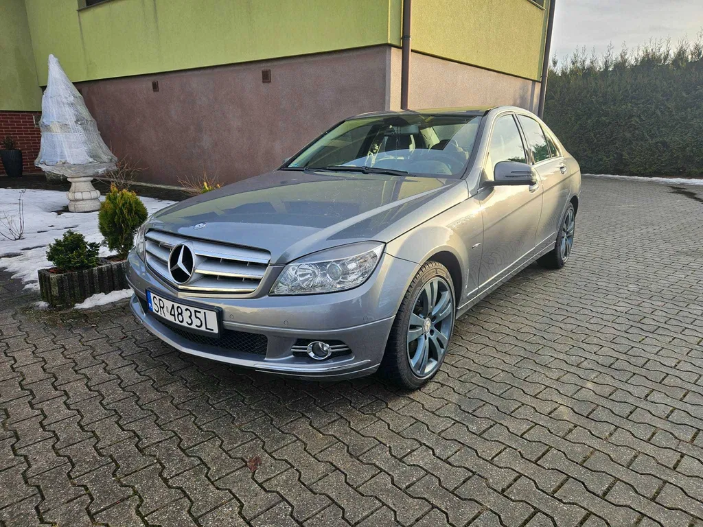 Zdjęcie: 2009 Mercedes-Benz C Klasa