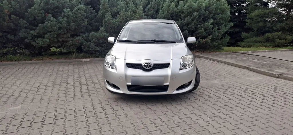 Zdjęcie: 2009 Toyota Auris