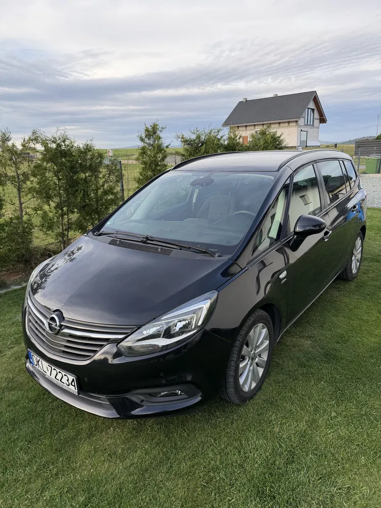 Zdjęcie: 2017 Opel Zafira