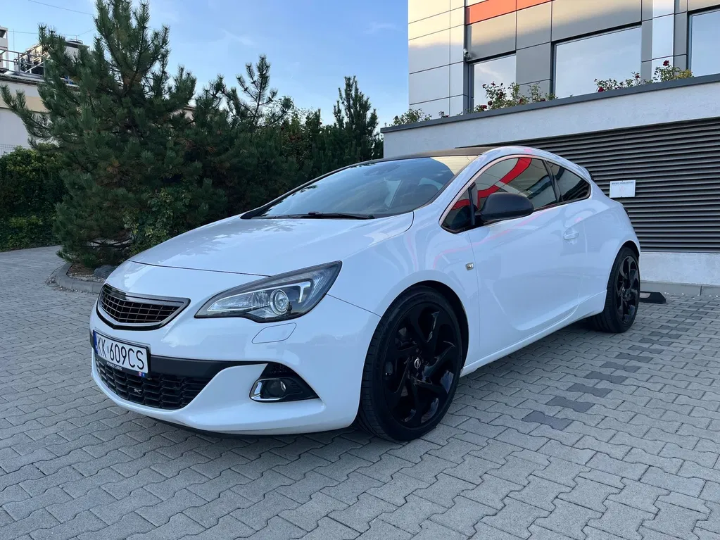 Zdjęcie: 2014 Opel Astra