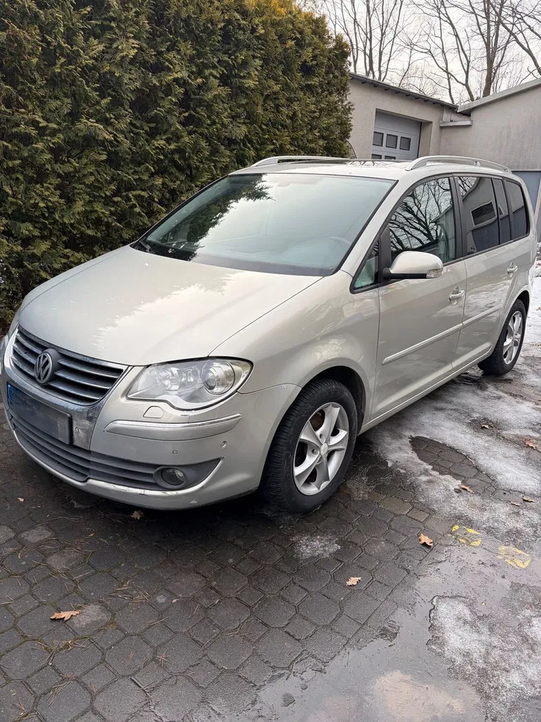Zdjęcie: 2008 Volkswagen Touran