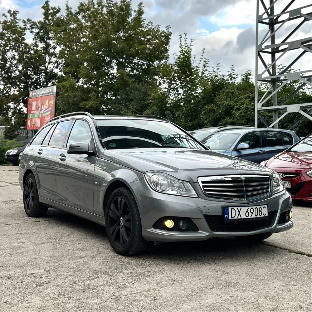 Zdjęcie: 2011 Mercedes-Benz C Klasa