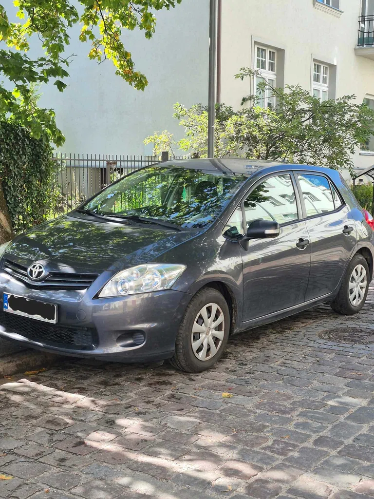 Zdjęcie: 2011 Toyota Auris