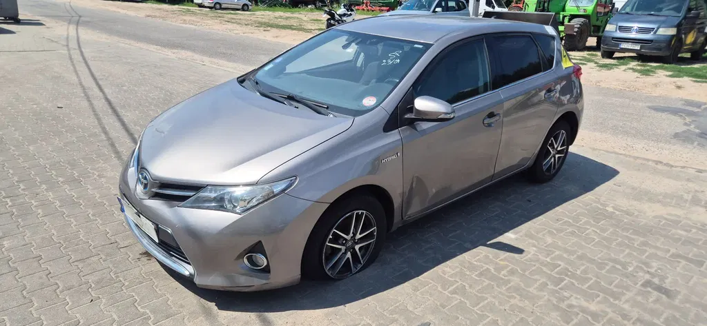 Zdjęcie: 2015 Toyota Auris