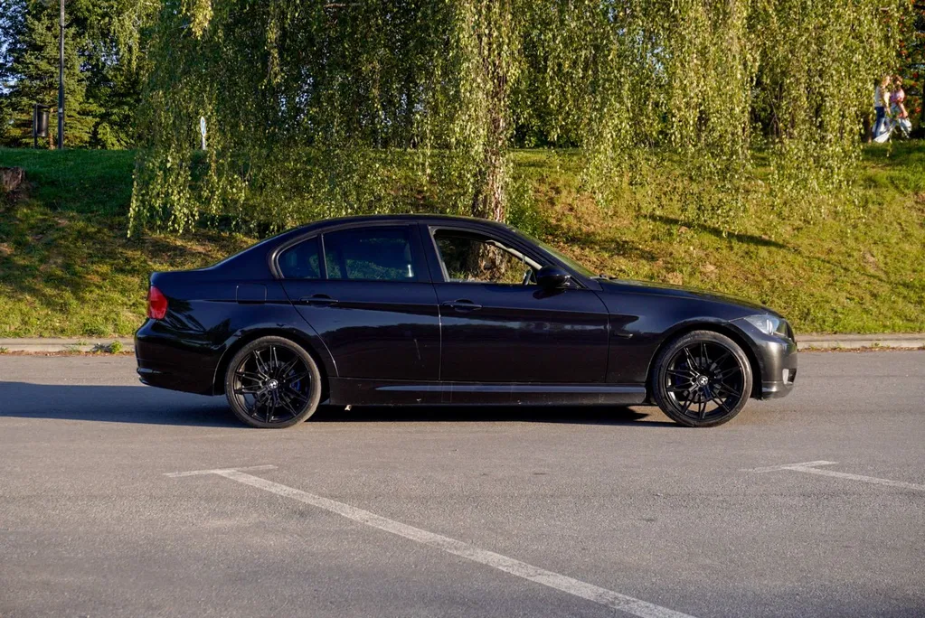 Zdjęcie: 2009 BMW Seria 3