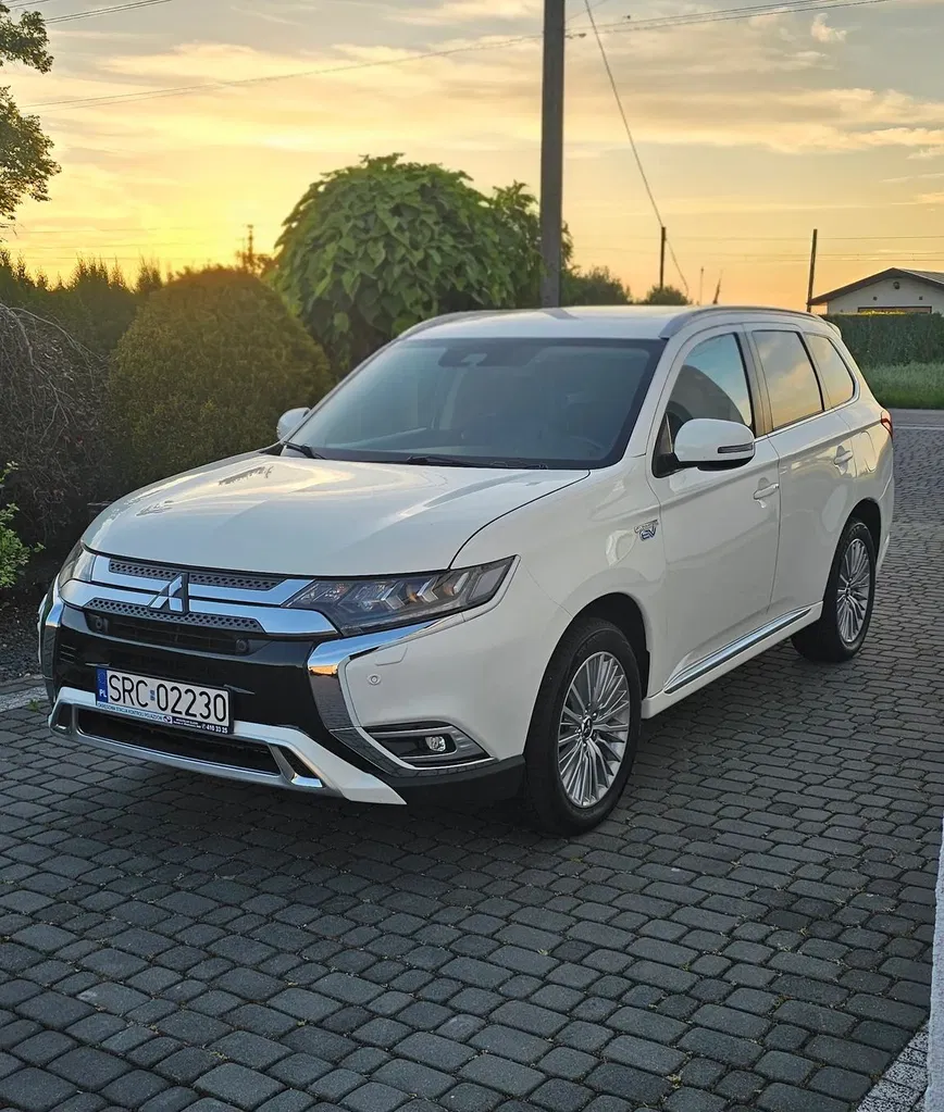 Zdjęcie: 2020 Mitsubishi Outlander