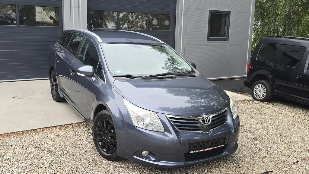 Zdjęcie: 2009 Toyota Avensis