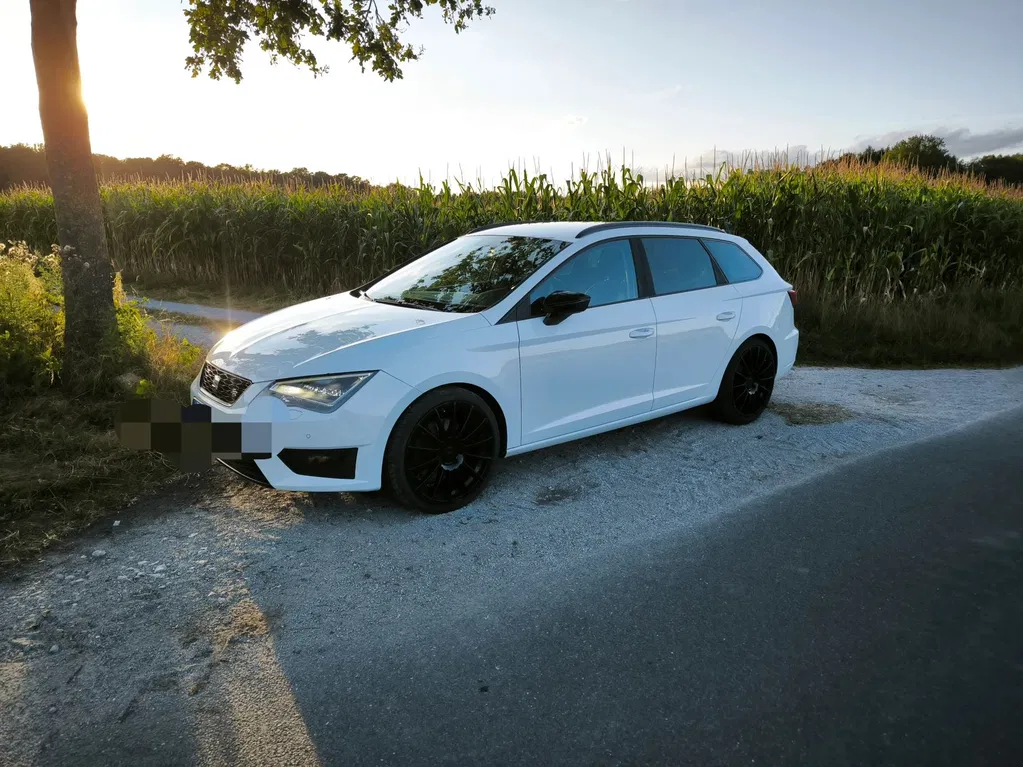 Zdjęcie: 2015 Seat Leon