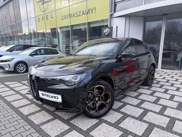 Zdjęcie: 2025 Alfa Romeo Stelvio