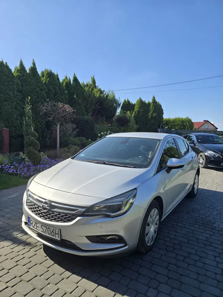 Zdjęcie: 2017 Opel Astra