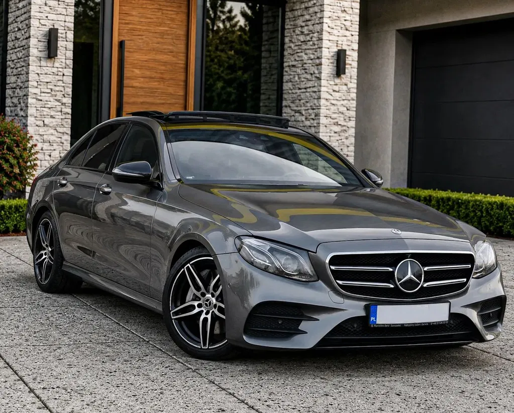 Zdjęcie: 2017 Mercedes-Benz E Klasa