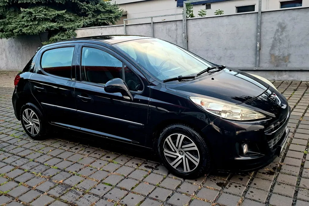 Zdjęcie: 2012 Peugeot 207