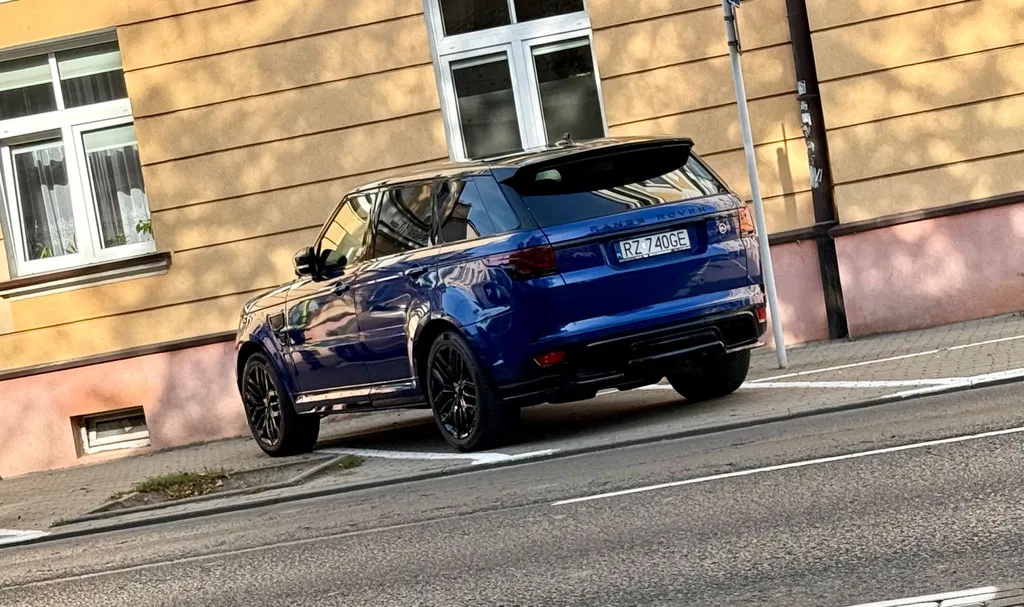 Zdjęcie: 2016 Land Rover Range Rover Sport