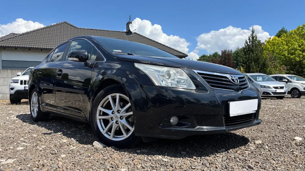 Zdjęcie: 2010 Toyota Avensis