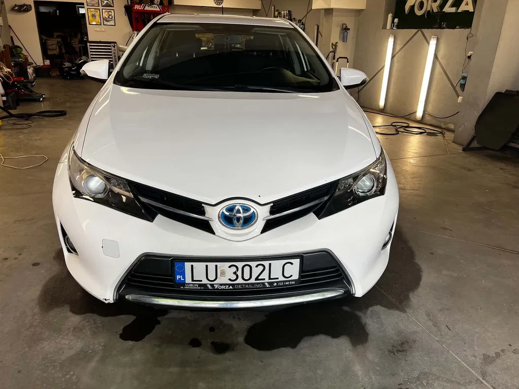 Zdjęcie: 2013 Toyota Auris