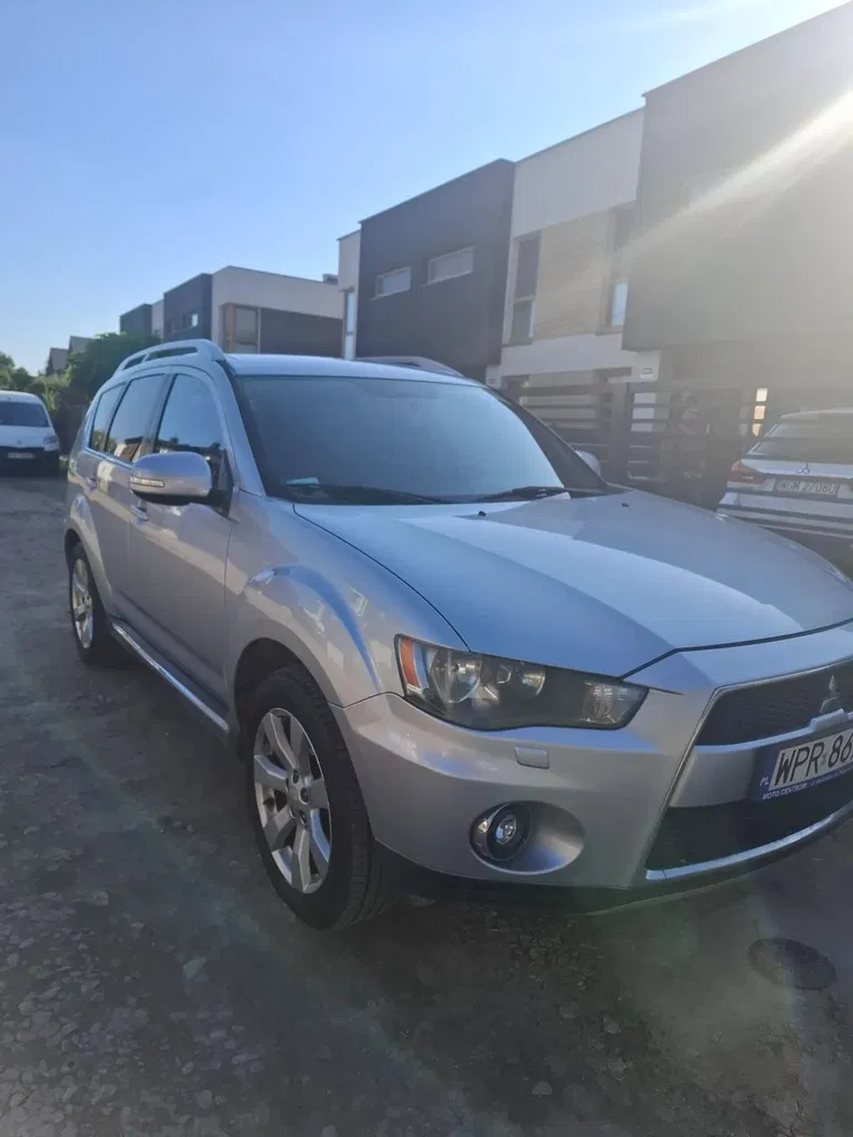Zdjęcie: 2010 Mitsubishi Outlander