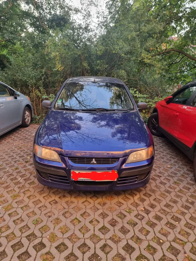 Zdjęcie: 2002 Mitsubishi Space Star