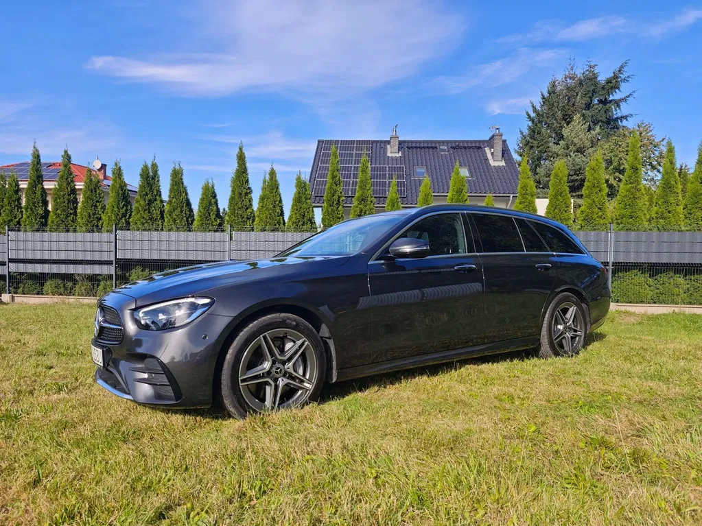 Zdjęcie: 2022 Mercedes-Benz E Klasa