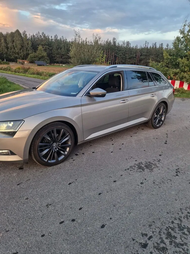 Zdjęcie: 2018 Skoda Superb