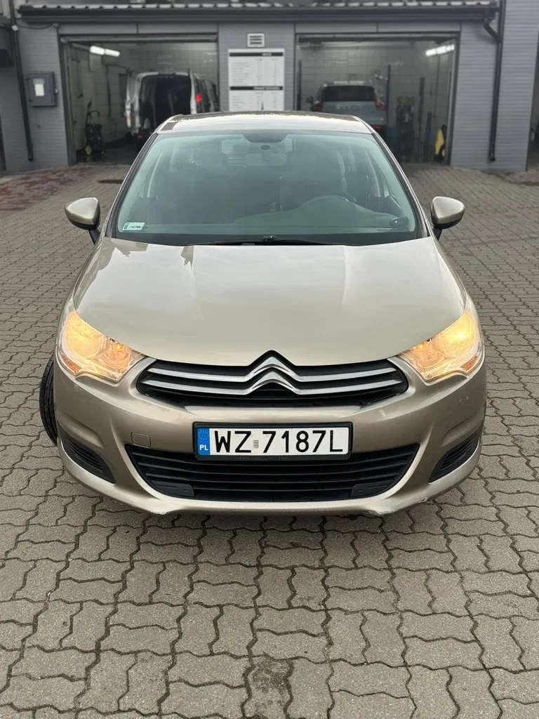 Zdjęcie: 2011 Citroen C4