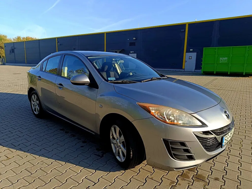Zdjęcie: 2010 Mazda 3