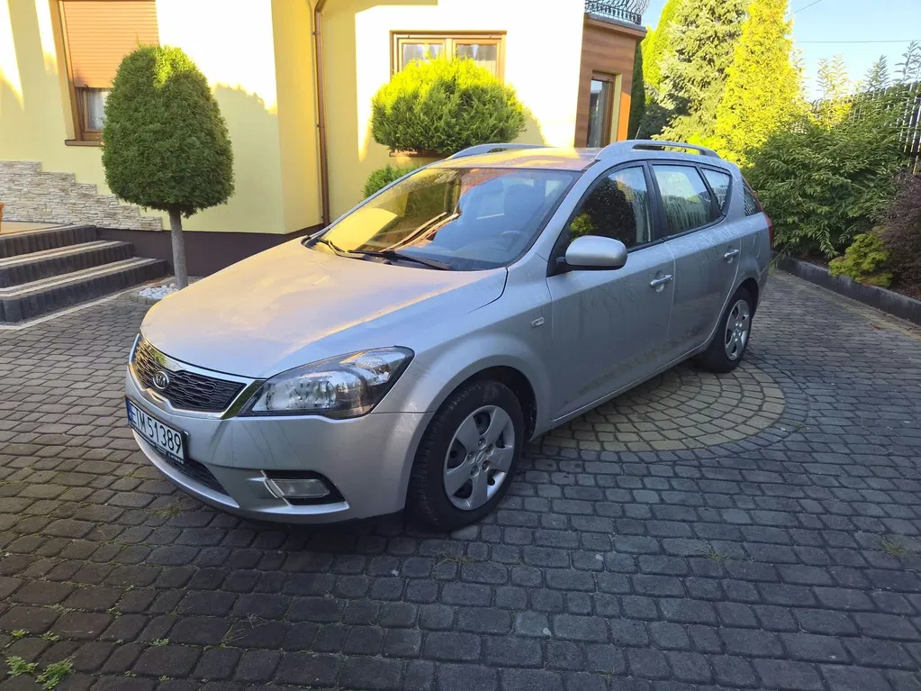 Zdjęcie: 2009 Kia Cee'd