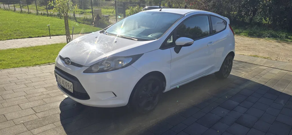 Zdjęcie: 2009 Ford Fiesta