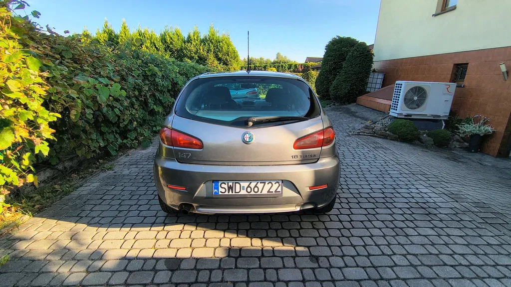 Zdjęcie: 2007 Alfa Romeo 147