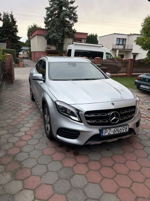Zdjęcie: 2019 Mercedes-Benz GLA