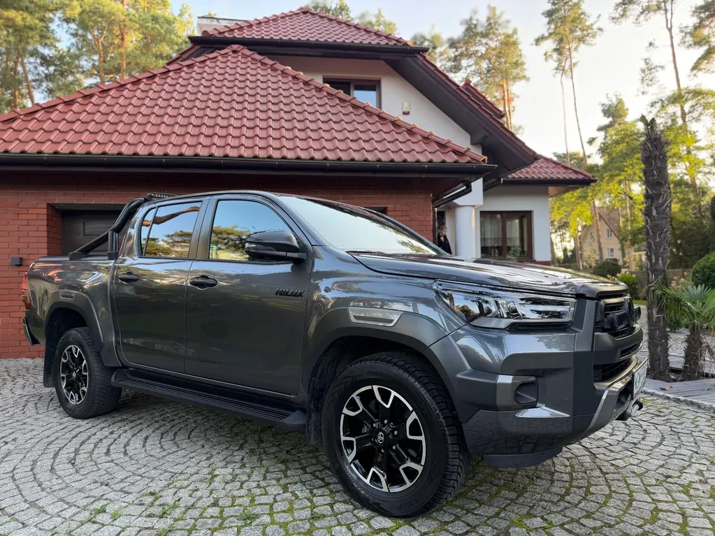 Zdjęcie: 2023 Toyota Hilux