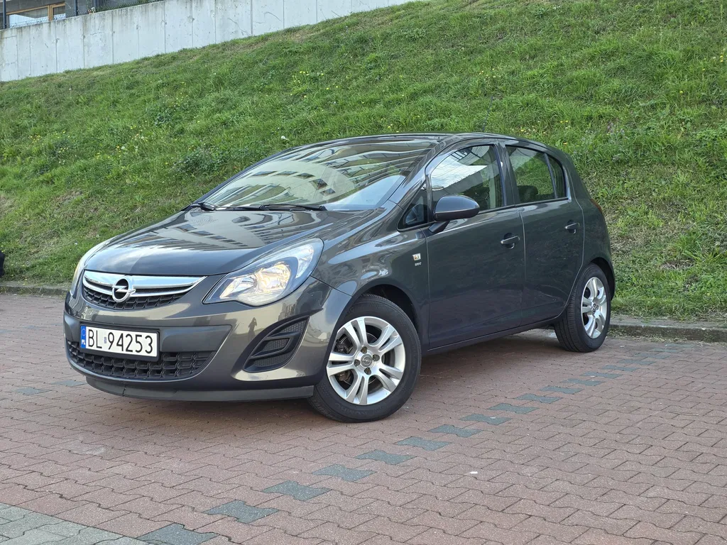 Zdjęcie: 2014 Opel Corsa
