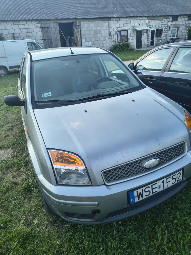 Zdjęcie: 2004 Ford Fusion