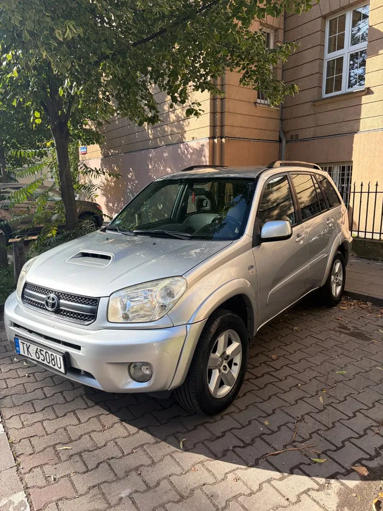 Zdjęcie: 2004 Toyota RAV-4