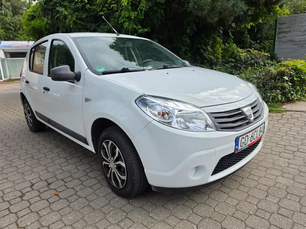 Zdjęcie: 2009 Dacia Sandero