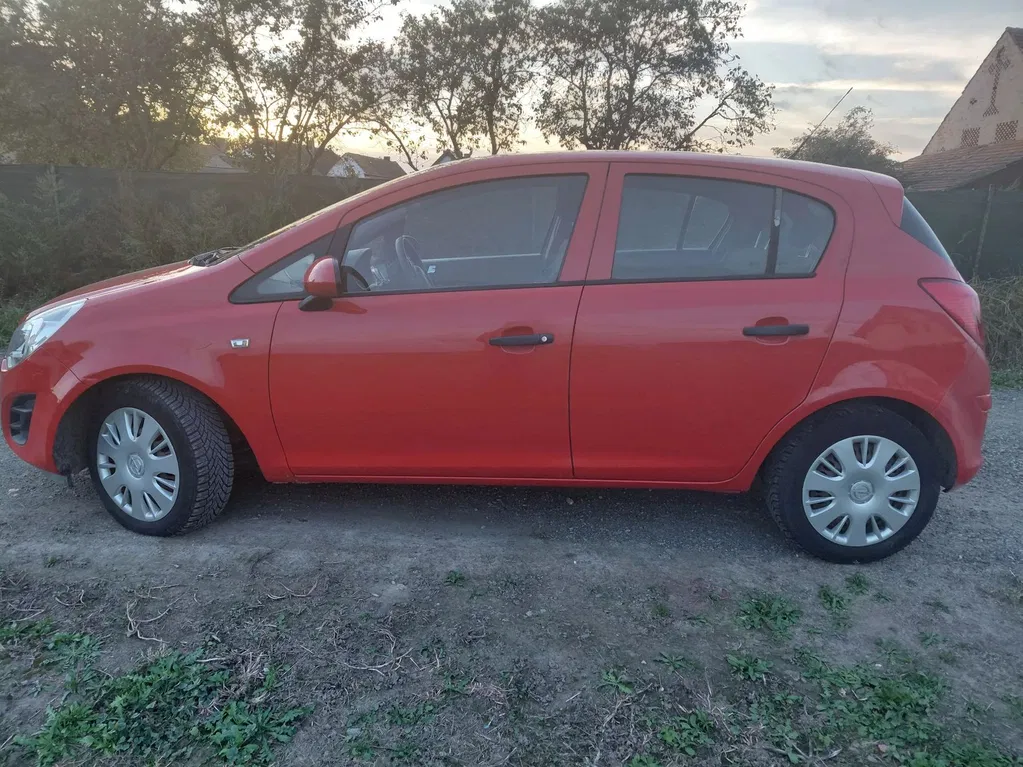 Zdjęcie: 2013 Opel Corsa