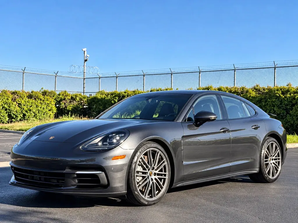 Zdjęcie: 2019 Porsche Panamera