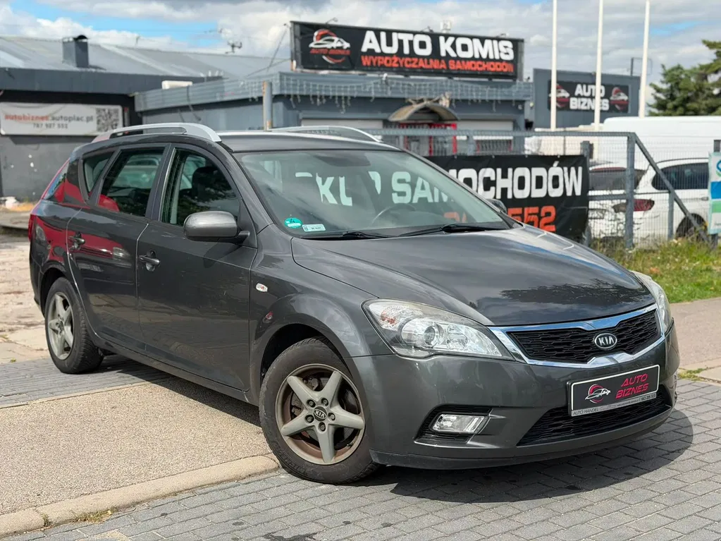Zdjęcie: 2010 Kia Cee'd
